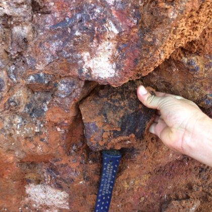 Mineralized zone in trench - Baldo